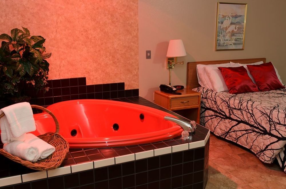 מוניסינג North Star Hotel Pictured Rocks חדר תמונה
