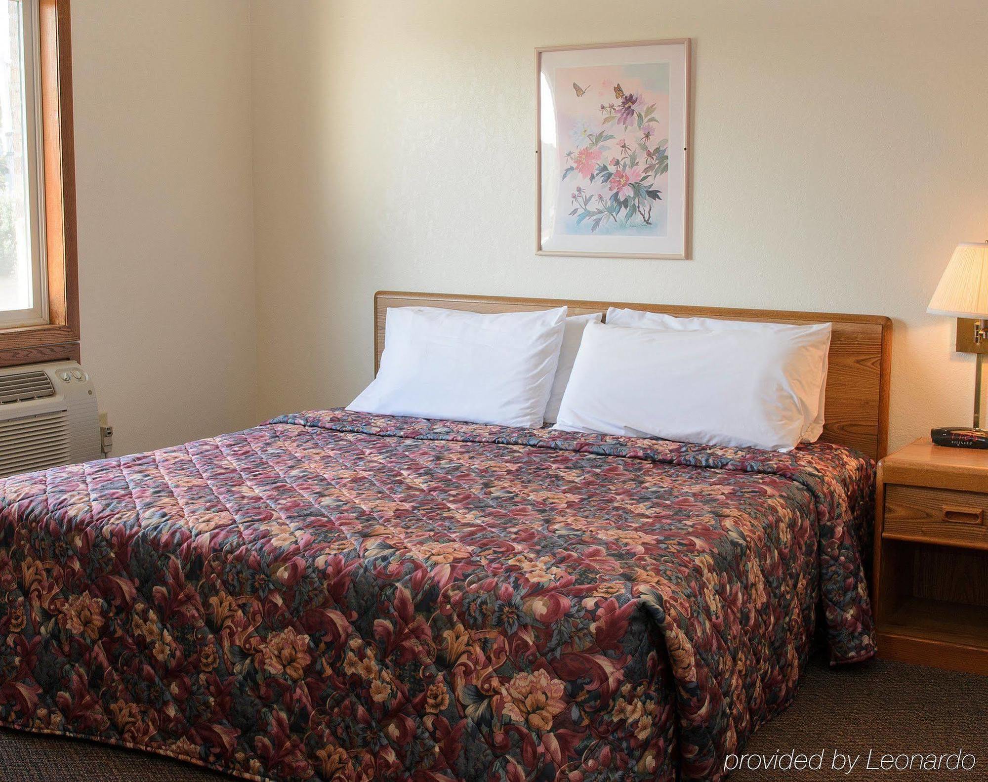 מוניסינג North Star Hotel Pictured Rocks מראה חיצוני תמונה